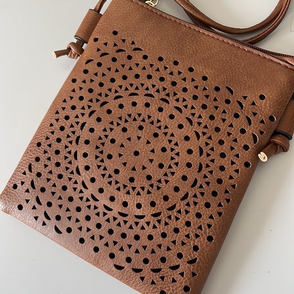 NWT Kara and Kate Brown Vegan Leather Mini Crossbody Handbag - Picture 2 of 6